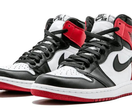Alternative view of NIKE AIR JORDAN 1 CHICAGO BLACK