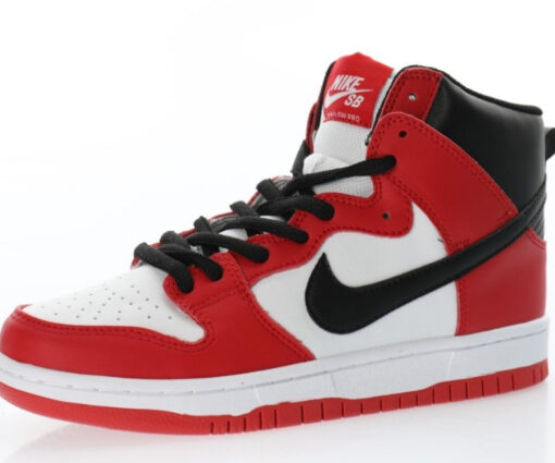 Alternative view of NIKE SB DUNK HIGH CHICAGO