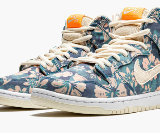 Alternative view of NIKE SB DUNK HIGH HAWAI