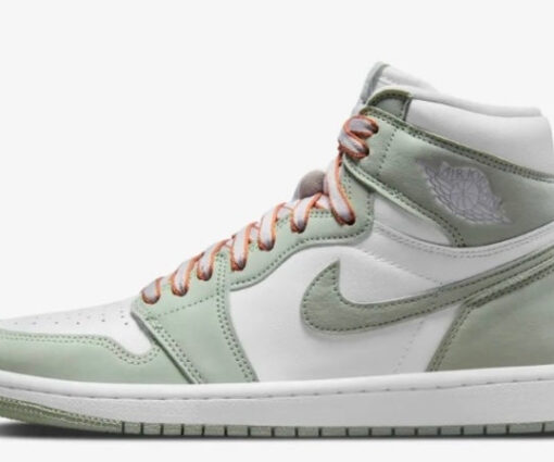 NIKE AIR JORDAN 1 SEAFOAM