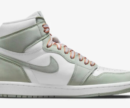 Alternative view of NIKE AIR JORDAN 1 SEAFOAM