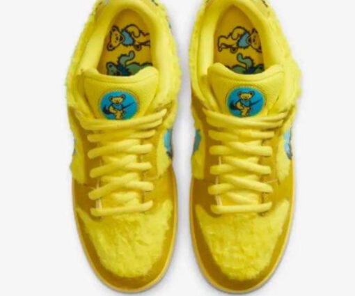 Alternative view of NIKE SB DUNK LOW GRATEFUL DEAD BEAR YELLOW
