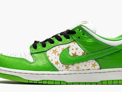 NIKE SB DUNK LOW SUPREME GREEN