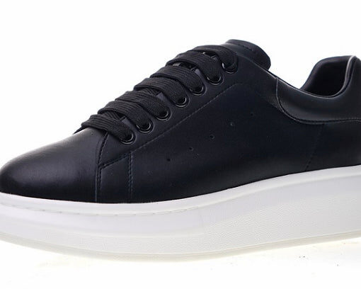 ALEXANDER MCQUEEN BLACK