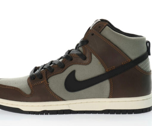 NIKE SB DUNK HIGH BAROKE BROWN