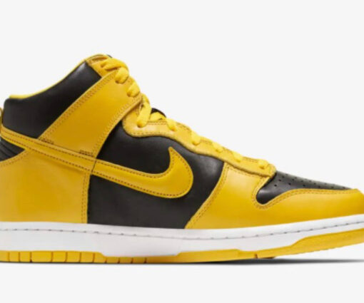Alternative view of NIKE SB DUNK HIGH YELLOW UNIVERSITY