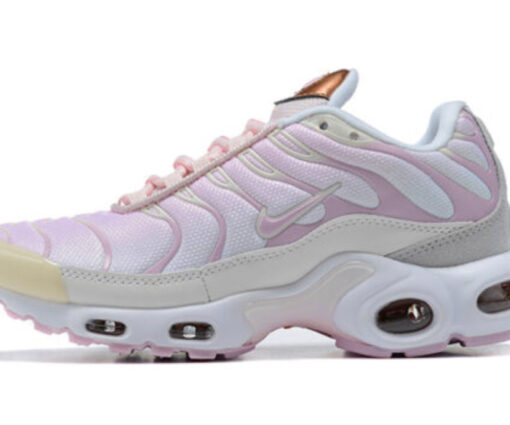 NIKE AIR MAX PLUS TN PINK