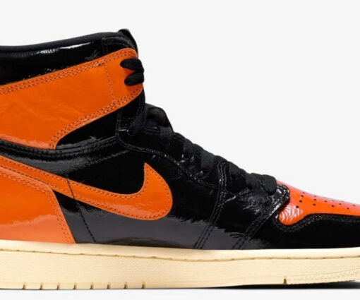 Alternative view of NIKE AIR JORDAN 1 ORANGE X BLACK