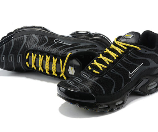 Alternative view of NIKE AIR MAX PLUS TN 21 BLACK YELLOW