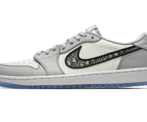 NIKE AIR JORDAN 1 LOW DIOR