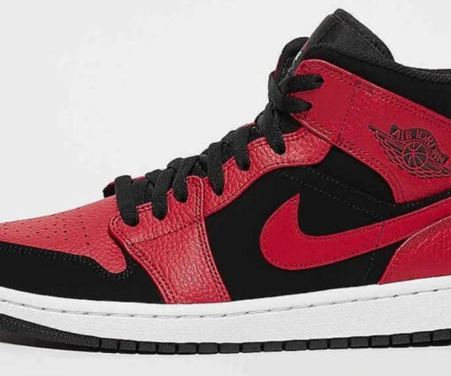 NIKE AIR JORDAN 1 RED X BLACK