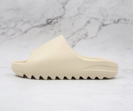 Yeezy Slide Bone