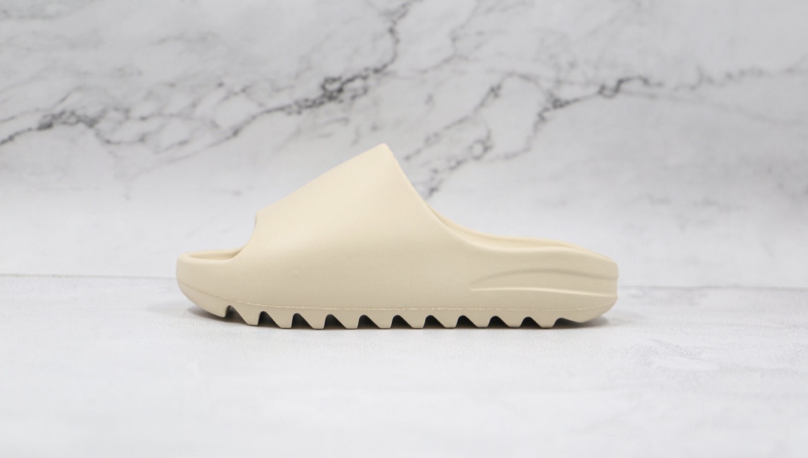Yeezy Slide Bone