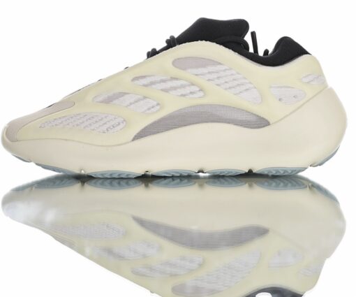 Yeezy Runner 700 V3″Azael”