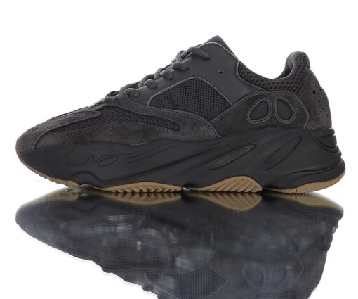 Yeezy V1″Utility Black”