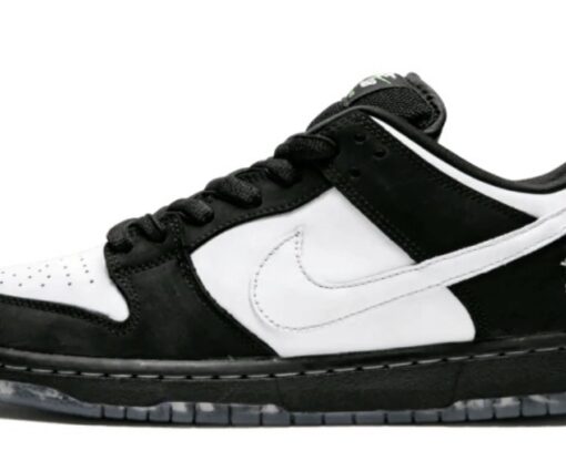 Nike SB Dunk Low Staple Panda Pigeon
