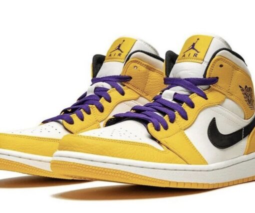 Alternative view of Nike Air Jordan 1 Lakers