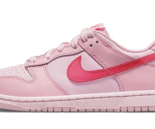 Nike SB Dunk Low Triple Pink