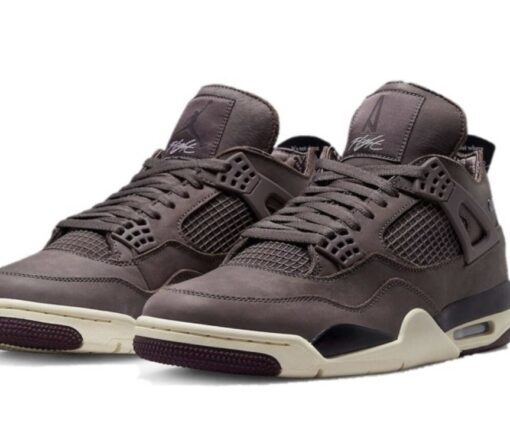 Alternative view of Nike Air Jordan Jordan 4  A Ma Maniére Violet Ore