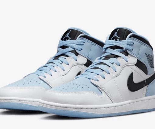 Alternative view of Nike Air Jordan 1 Mid SE Ice Blue (2023)