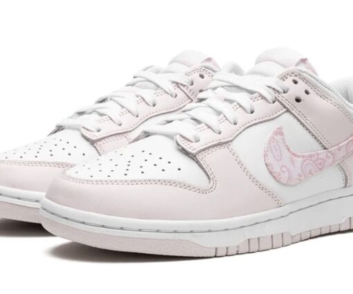 Alternative view of Nike SB Dunk Low WMNS Pink Paisley