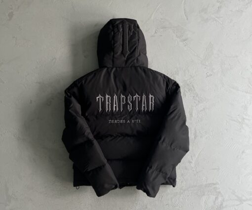 Alternative view of Hooded puffer-blackout edition