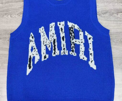 Alternative view of Suit