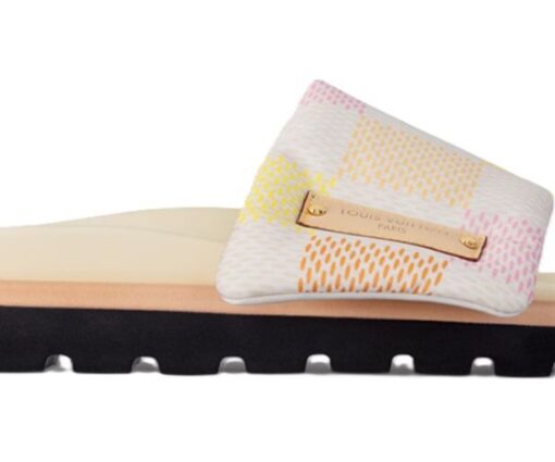 LV Pool Pillow Comfort Pink