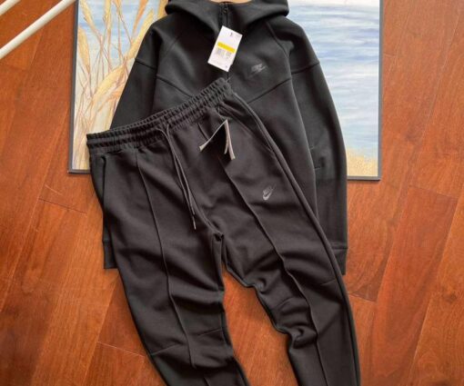 Nike Tech Fleece 2024