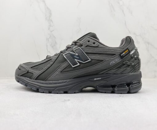 New Balance 1906R Cordura Magnet