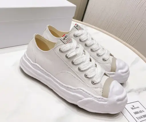 Aison Mihara Yasuhiro