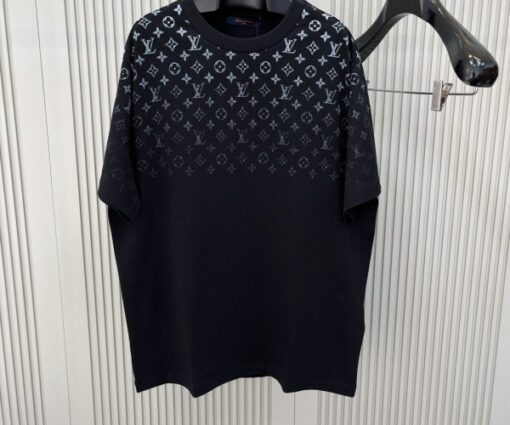 LV T-Shirt