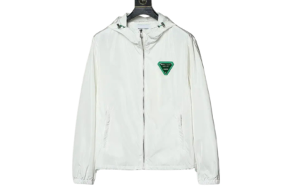 Bottega Veneta Zipper Hoodie White – Luxury Technical Shell Jacket with Signature Green Logo