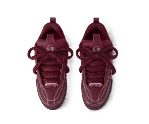Alternative view of LV Skate Sneaker Burdeos
