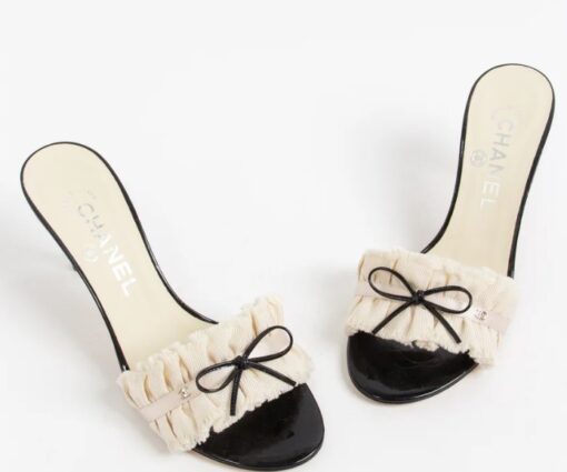 Chanel CC Ruffled Bow Heels White