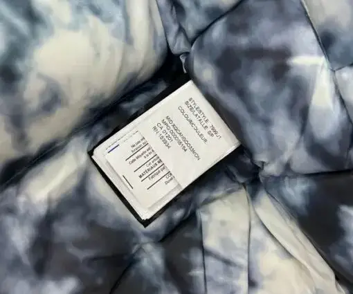 Alternative view of Canada Goose Chilliwack Bomber Limited Northern Light Edition Grey