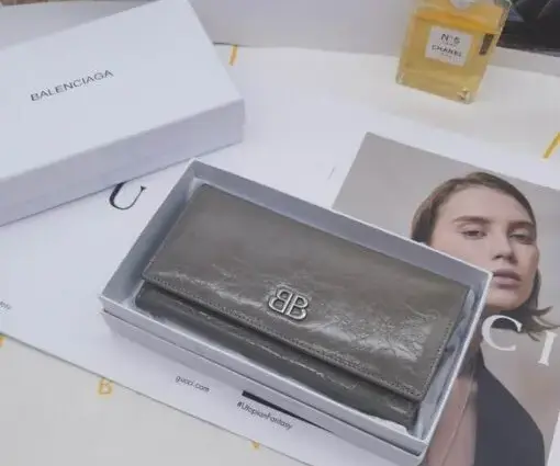 Balenciaga BB-logo Leather Wallet Gray