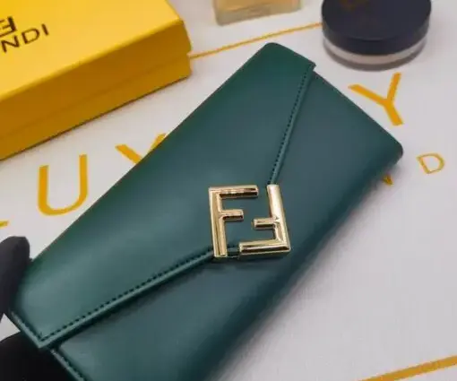 Fendi FF Diamonds Continental Wallet in Green