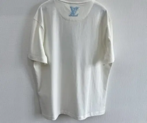 Alternative view of LV Logo T-shirt Green