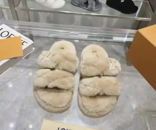 Alternative view of LV Sunset Comfort Shearling Flat Mules Slipper Crossover Straps With Flat Design Beige