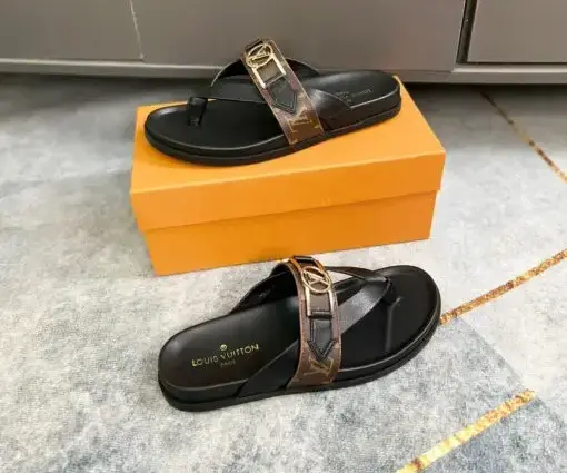 LV Slipper Black
