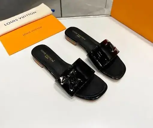 LV Women Slipper Black