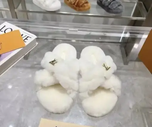 LV Sunset Comfort Mule Plush Shearling Material Crossover Straps Embellished White Fluffy Slipper