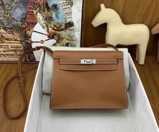 Hermès Kelly Danse Jumping Bag Brown