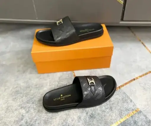 LV Traveller Slipper Black