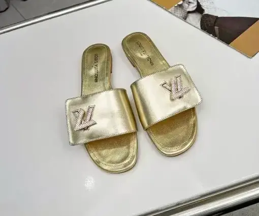LV Women Slipper Gold