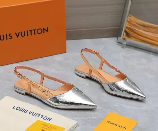 LV Elegant Pointed Toe Leather Sandel Silver