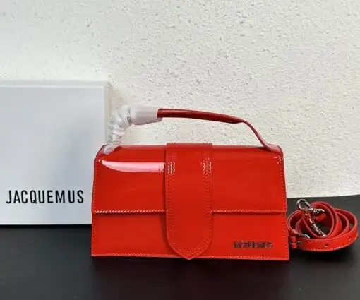 Jacquemus Shoulder Bag In Glossy Red