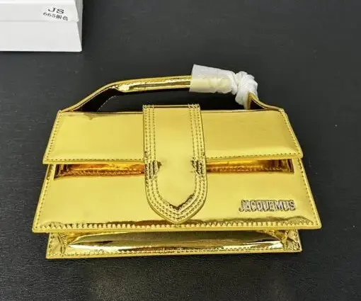 Jacquemus Shoulder Bag In Glossy Golden
