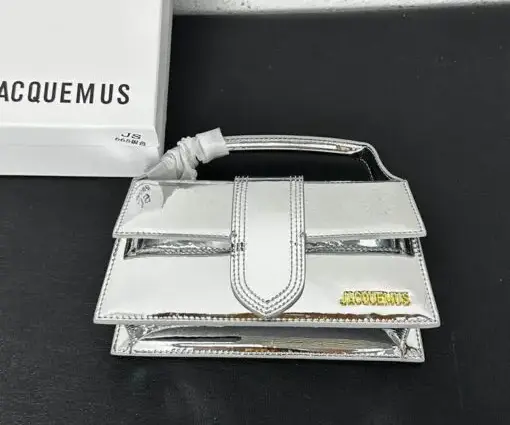 Jacquemus Handbag In Glossy Silver